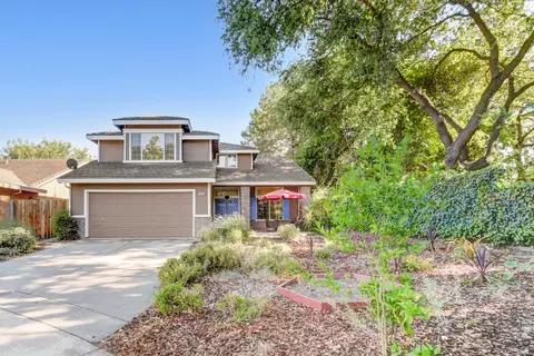 Exterior - 3044 Florinda Ln, Davis, CA 95618 photo 7 of 8
