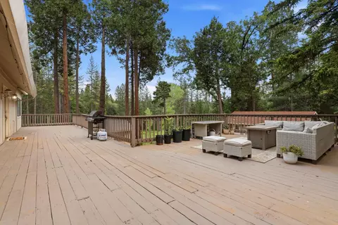 Exterior - 4061 Cedar Dr, Georgetown, CA 95634 photo 10 of 14
