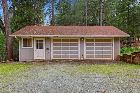 Exterior - 4061 Cedar Dr, Georgetown, CA 95634 photo 5 of 14