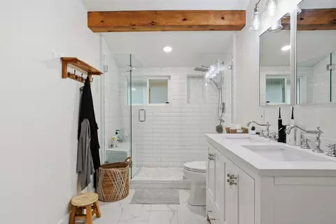 Bath - 4061 Cedar Dr, Georgetown, CA 95634 photo 5 of 6