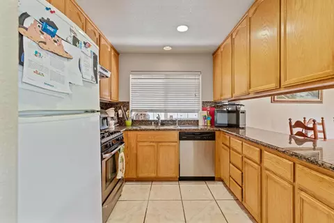 2106 Silverock Rd, Riverbank, CA 95367 photo 8