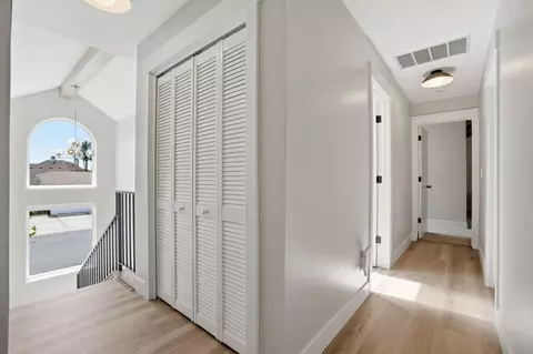 Entry Way - 909 Opal Ln, Ripon, CA 95366 photo 5 of 7