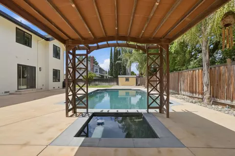 Exterior - 909 Opal Ln, Ripon, CA 95366 photo 12 of 12