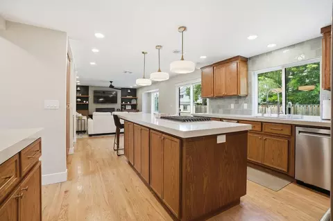 Kitchen - 909 Opal Ln, Ripon, CA 95366 photo 2 of 7