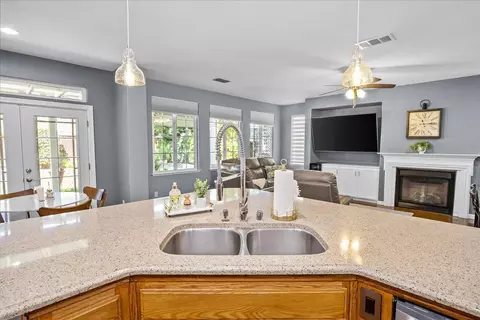 Kitchen - 1971 Amatchi Dr, Tracy, CA 95304 photo 7 of 8