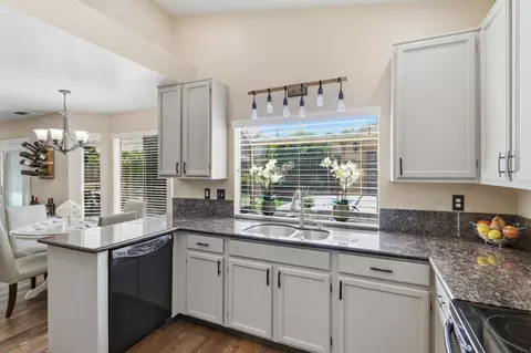Kitchen - 102 Henry Ct, Tracy, CA 95376 photo 2 of 2