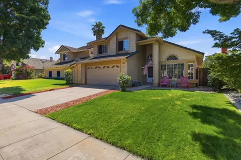 Exterior - 102 Henry Ct, Tracy, CA 95376 photo 2 of 7