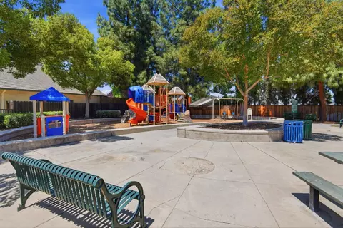 View/Area - 102 Henry Ct, Tracy, CA 95376 photo 1 of 1