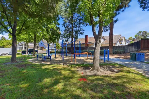 Exterior - 102 Henry Ct, Tracy, CA 95376 photo 7 of 7