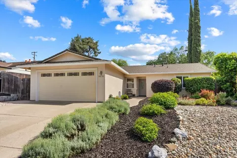 8678 Pardillo Ave, Orangevale, CA 95662