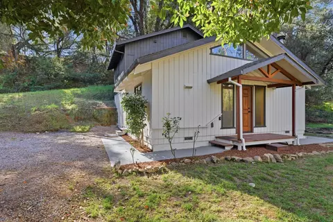 Exterior - 21923 Sawmill Flat Rd, Sonora, CA 95370 photo 1 of 3