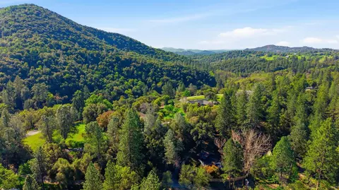 View/Area - 21923 Sawmill Flat Rd, Sonora, CA 95370 photo 4 of 6
