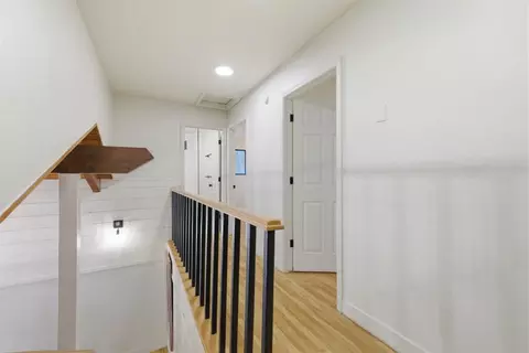 Entry Way - 21923 Sawmill Flat Rd, Sonora, CA 95370 photo 3 of 3