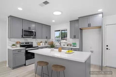 Kitchen - 3210 Shamrock Ave, Merced, CA 95340 photo 3 of 5