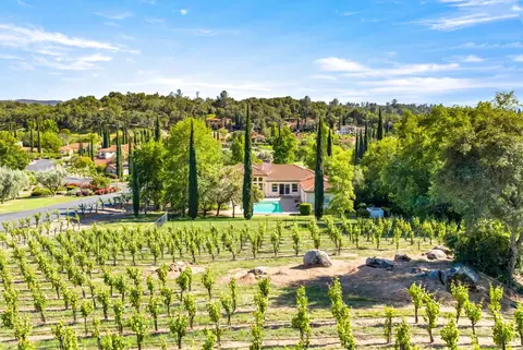 View/Area - 4300 Cognac Ct, Loomis, CA 95650 photo 6 of 15