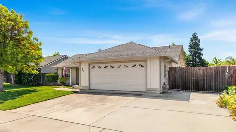 942 Ayers Ln, Galt, CA 95632 photo 4