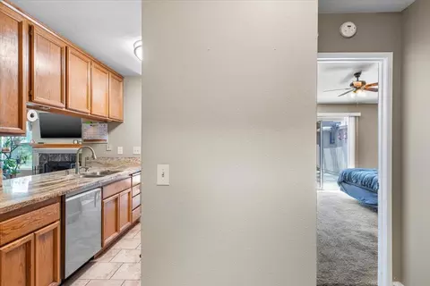 942 Ayers Ln, Galt, CA 95632 photo 28