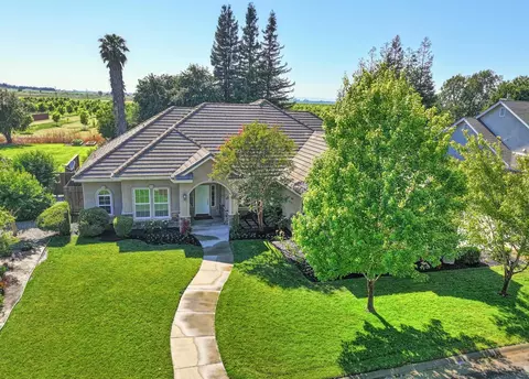 13970 Islandview Way, Walnut Grove, CA 95690
