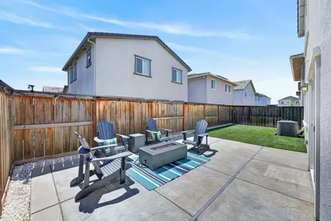 Exterior - 3159 Declaration Ave, Lincoln, CA 95648 photo 4 of 8