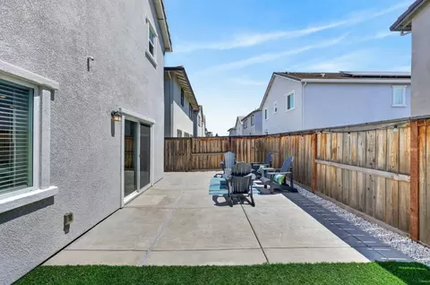Exterior - 3159 Declaration Ave, Lincoln, CA 95648 photo 6 of 8