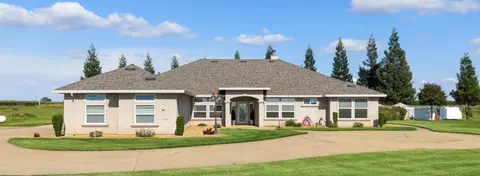26040 Jacktone Rd, Galt, CA 95632