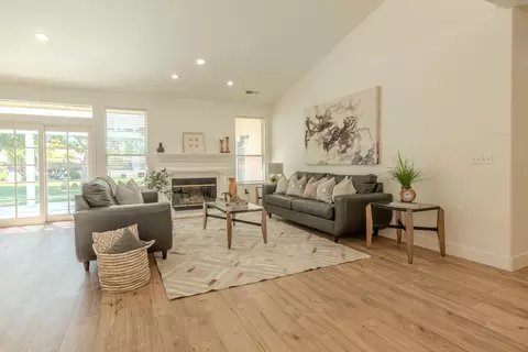 Living - 27083 Lillegard Ct, Tracy, CA 95304 photo 2 of 8