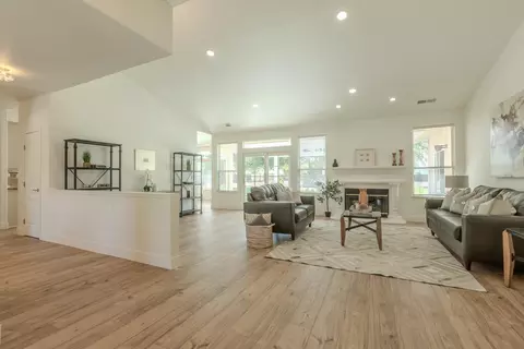 Living - 27083 Lillegard Ct, Tracy, CA 95304 photo 1 of 8