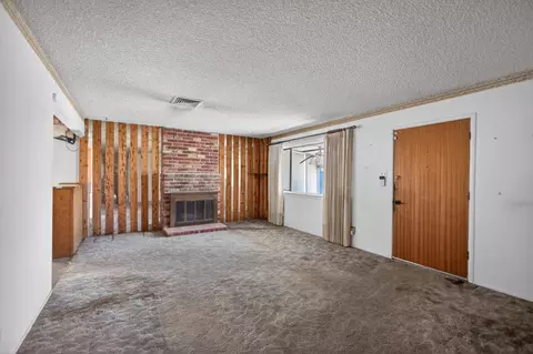 Living - 5204 Schuyler Dr, Carmichael, CA 95608 photo 4 of 5