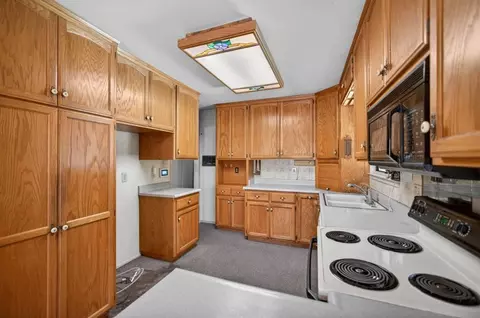 Kitchen - 5204 Schuyler Dr, Carmichael, CA 95608 photo 6 of 7