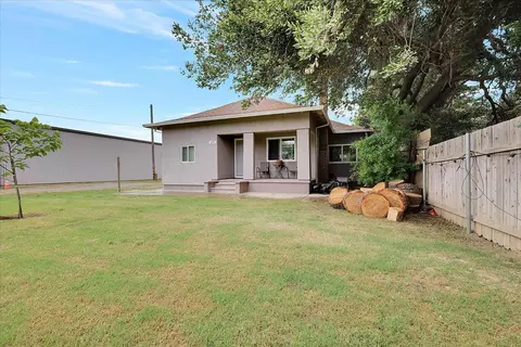 699 SE Stewart Rd, Yuba City, CA 95991