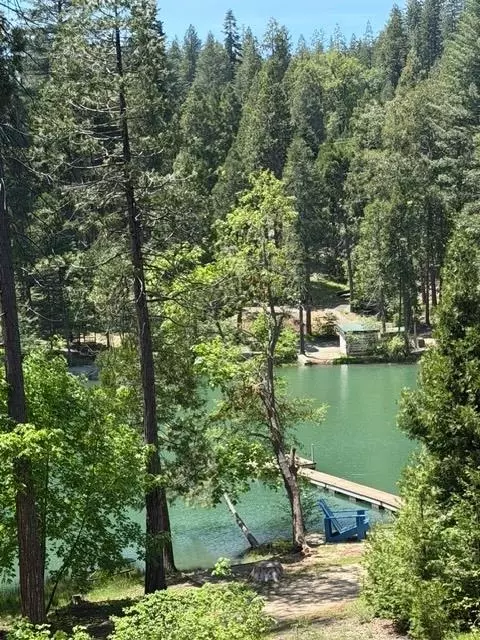 468 Mauna Kea Dr, Arnold, CA 95223