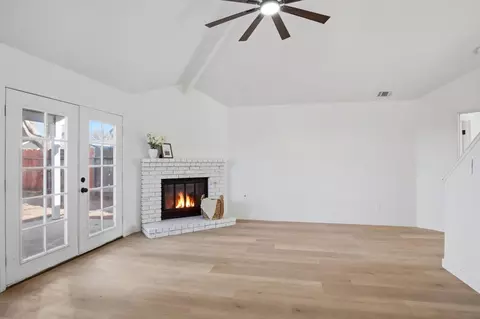 Living - 1732 Walpole Dr, Modesto, CA 95358 photo 2 of 2