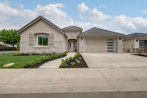 3347 John Freemont, Yuba City, CA 95993