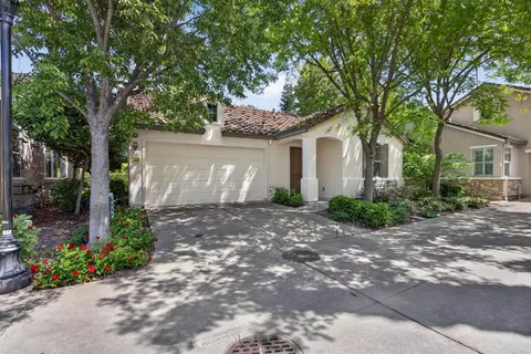 1033 Marseille Ln, Roseville, CA 95747