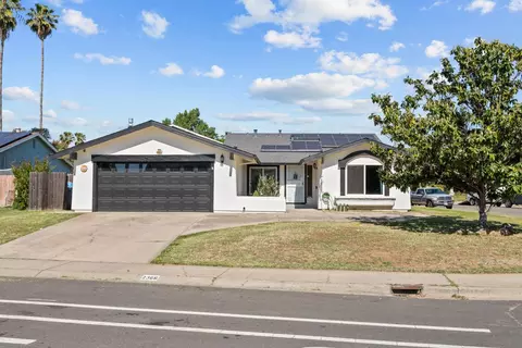 2366 Cheim Blvd, Marysville, CA 95901
