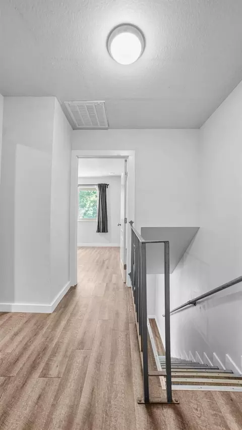 Entry Way - 2320 W Turner Rd, Lodi, CA 95242 photo 1 of 2