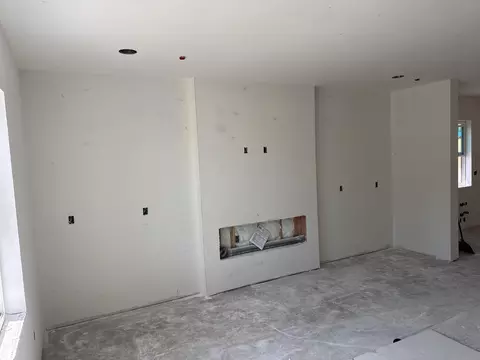 Living - 1586 Nevill Ct, Jackson, CA 95642 photo 1 of 1