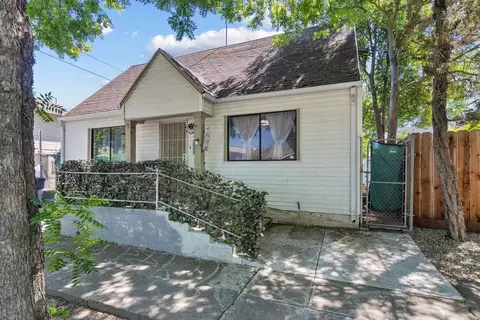 116 Alice St, Modesto, CA 95354 photo 2