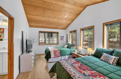 Bedroom - 1062 Fairway, Murphys, CA 95247 photo 3 of 4