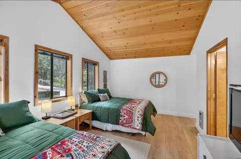 Bedroom - 1062 Fairway, Murphys, CA 95247 photo 4 of 4