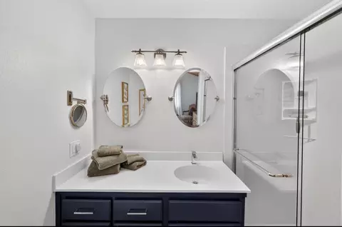 Bath - 1062 Fairway, Murphys, CA 95247 photo 1 of 3