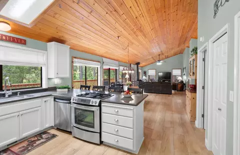 Kitchen - 1062 Fairway, Murphys, CA 95247 photo 2 of 3