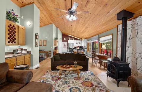 Living - 1062 Fairway, Murphys, CA 95247 photo 2 of 4