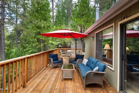 Exterior - 1062 Fairway, Murphys, CA 95247 photo 5 of 5