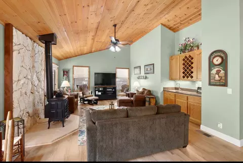 Living - 1062 Fairway, Murphys, CA 95247 photo 4 of 4