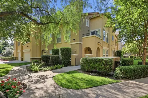 2465 Fontana St #5, West Sacramento, CA 95691