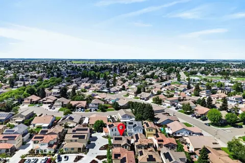 View/Area - 953 Posey St, Galt, CA 95632 photo 2 of 10