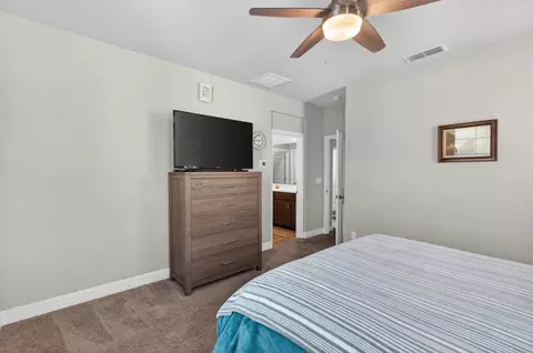 Bedroom - 953 Posey St, Galt, CA 95632 photo 6 of 6