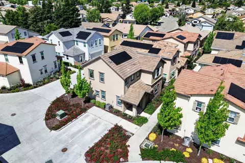 View/Area - 953 Posey St, Galt, CA 95632 photo 4 of 10