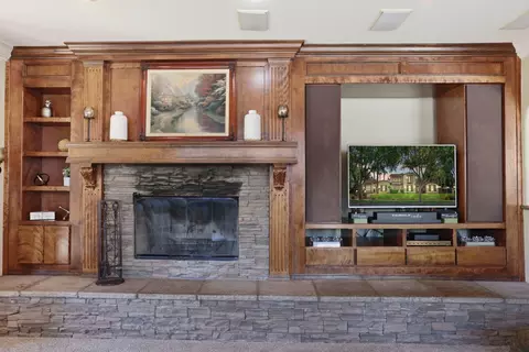Living - 3044 Redbridge Rd, Tracy, CA 95377 photo 3 of 3